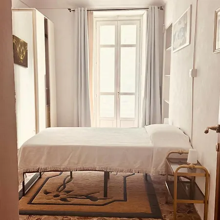 Privateroomrufus Daire Torino