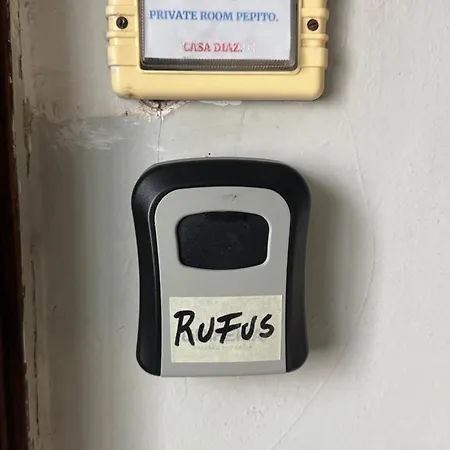 Privateroomrufus Daire Torino